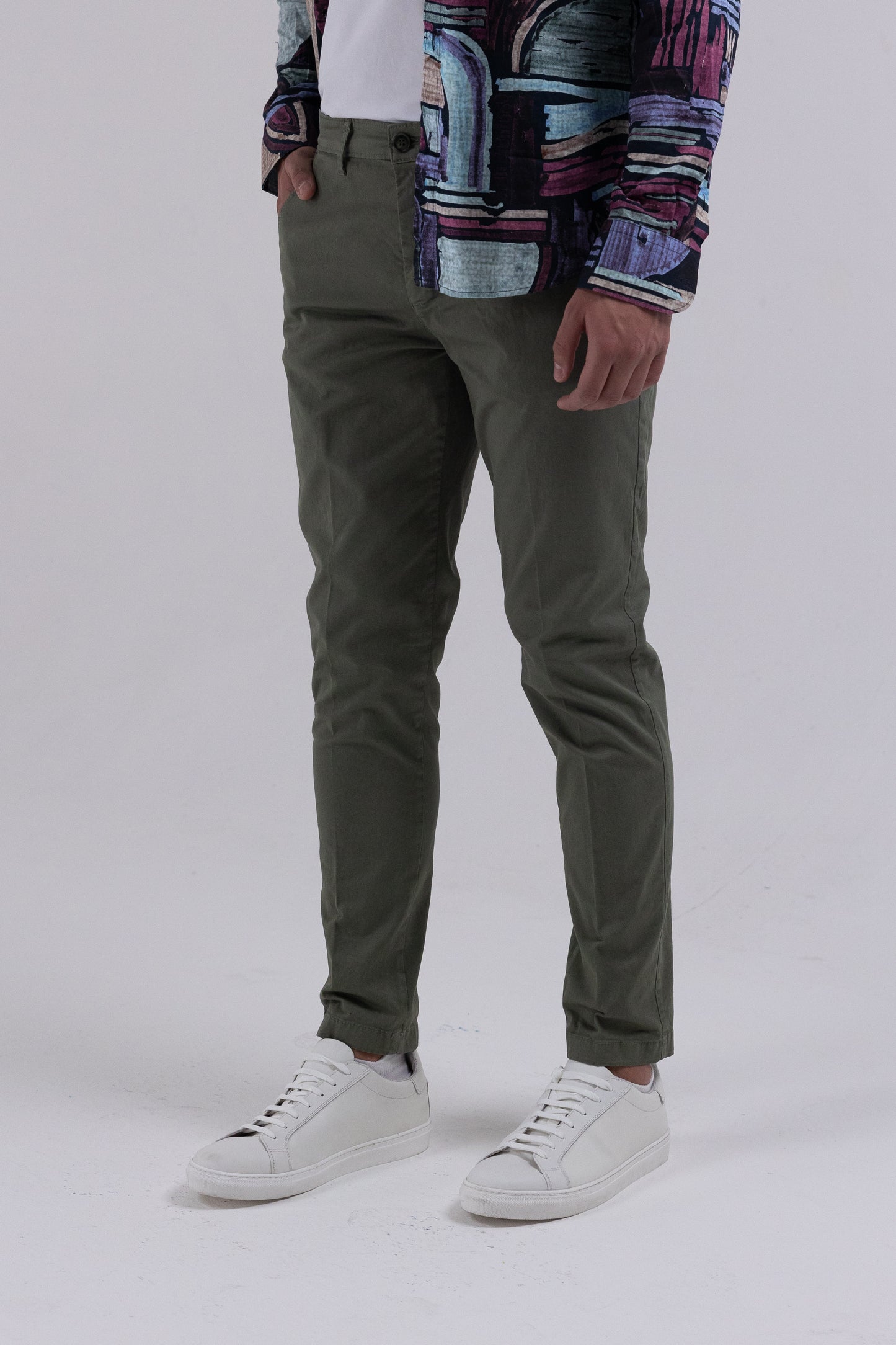 PANTALONE CAPRI IN COTONE VERDE MILITARE