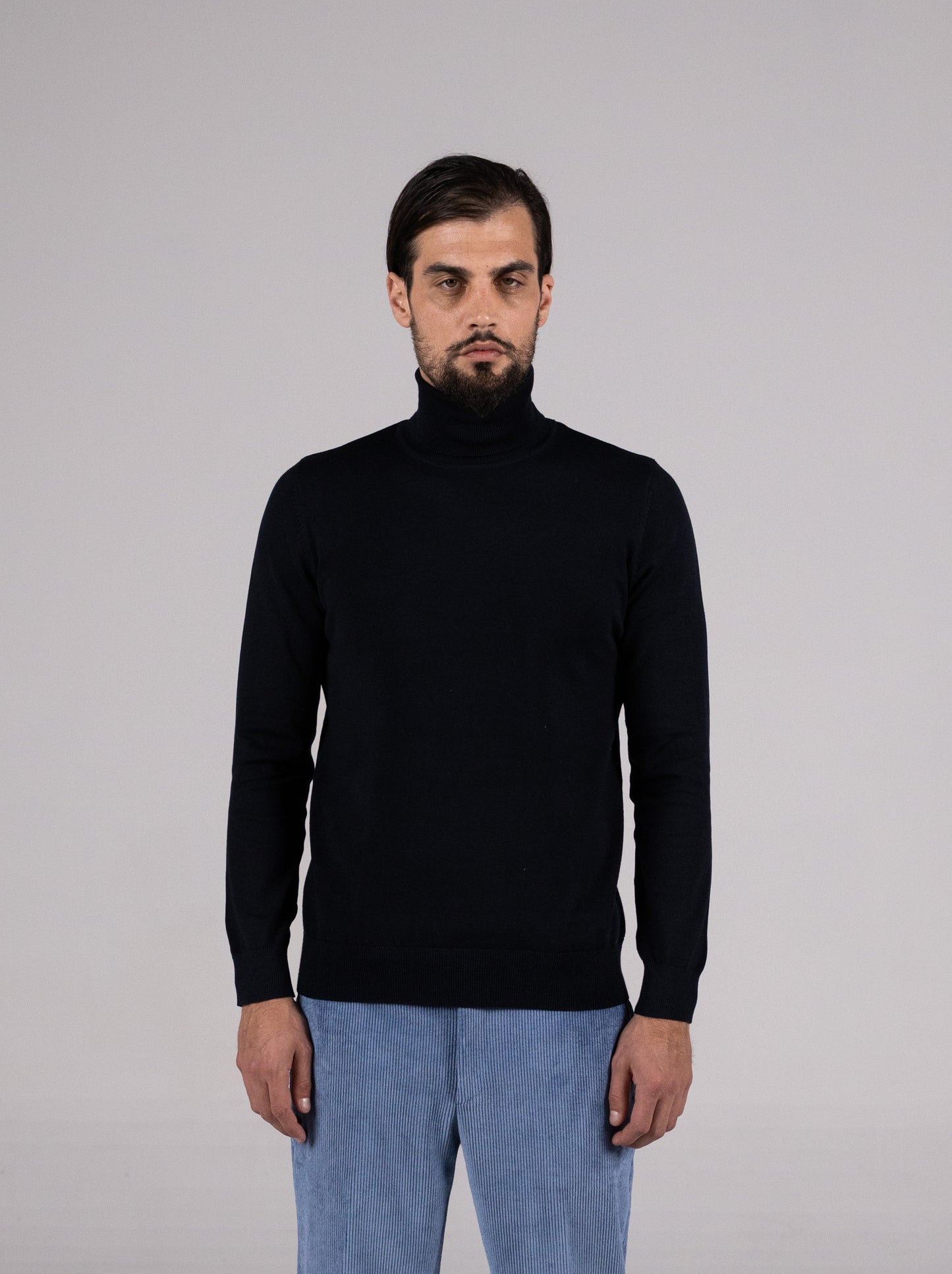 BASIC TURTLENECK