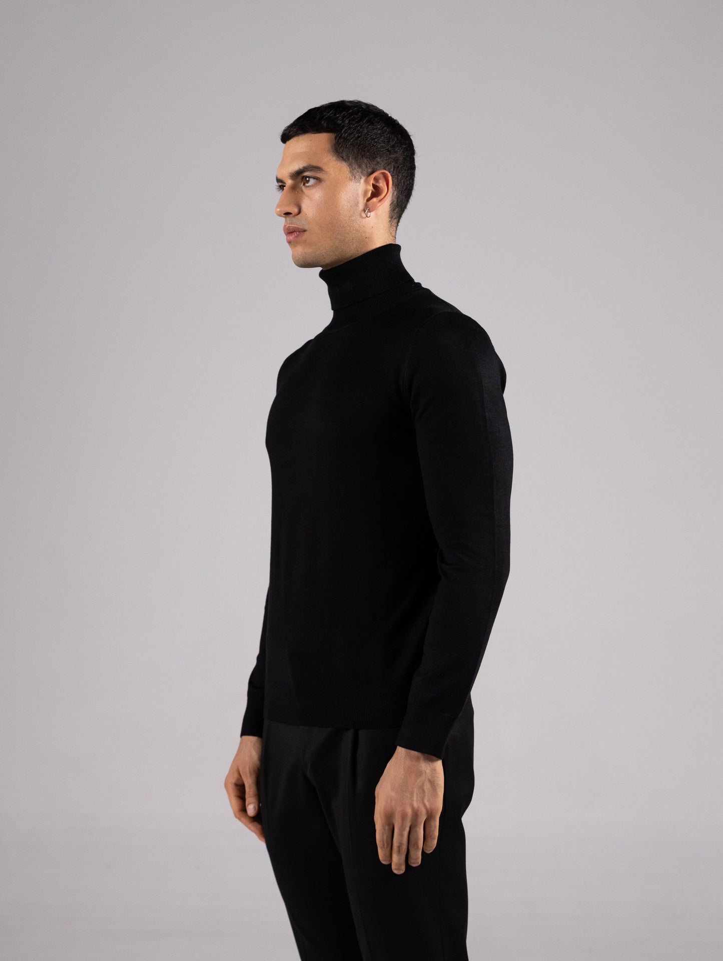 BASIC TURTLENECK