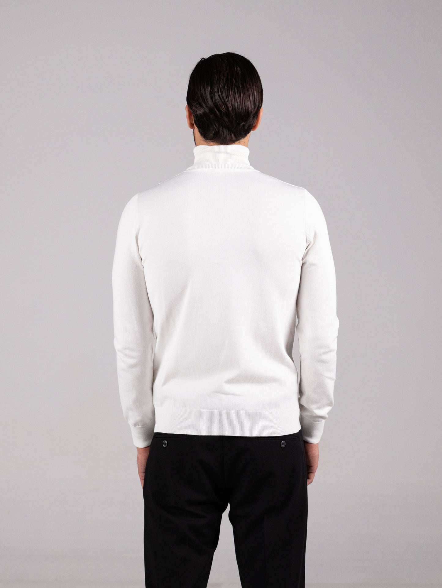BASIC TURTLENECK