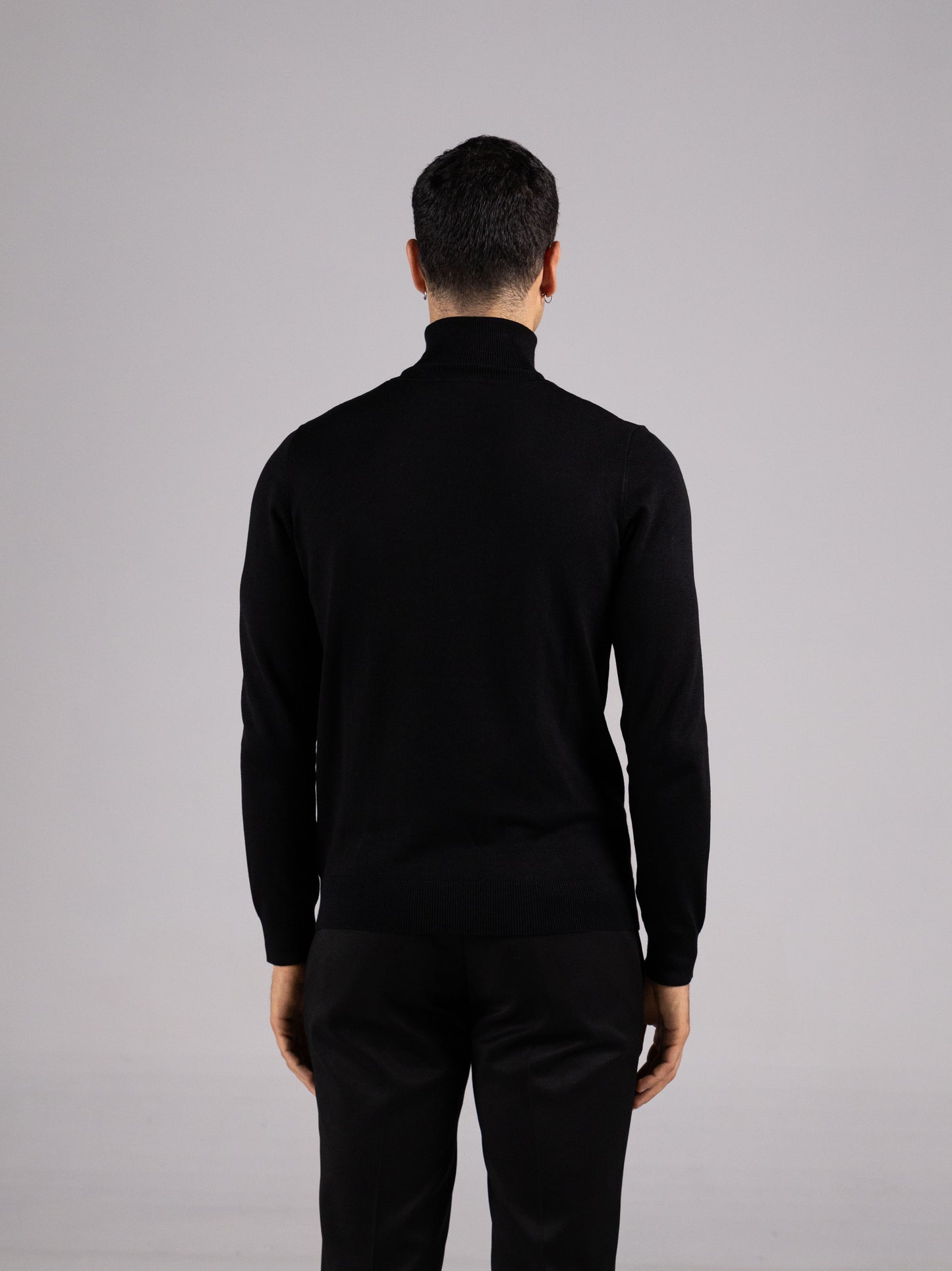 BASIC TURTLENECK