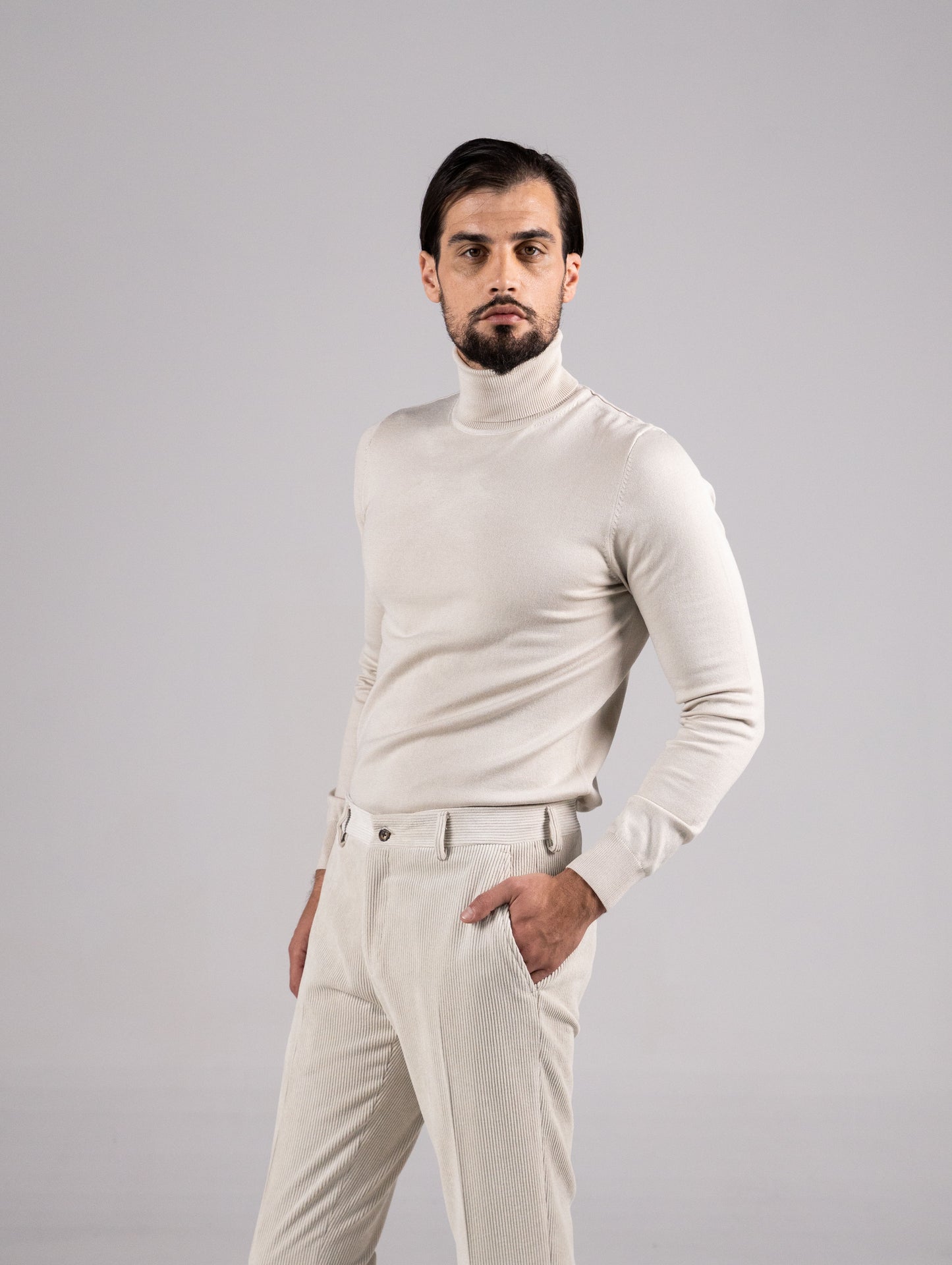 BASIC TURTLENECK