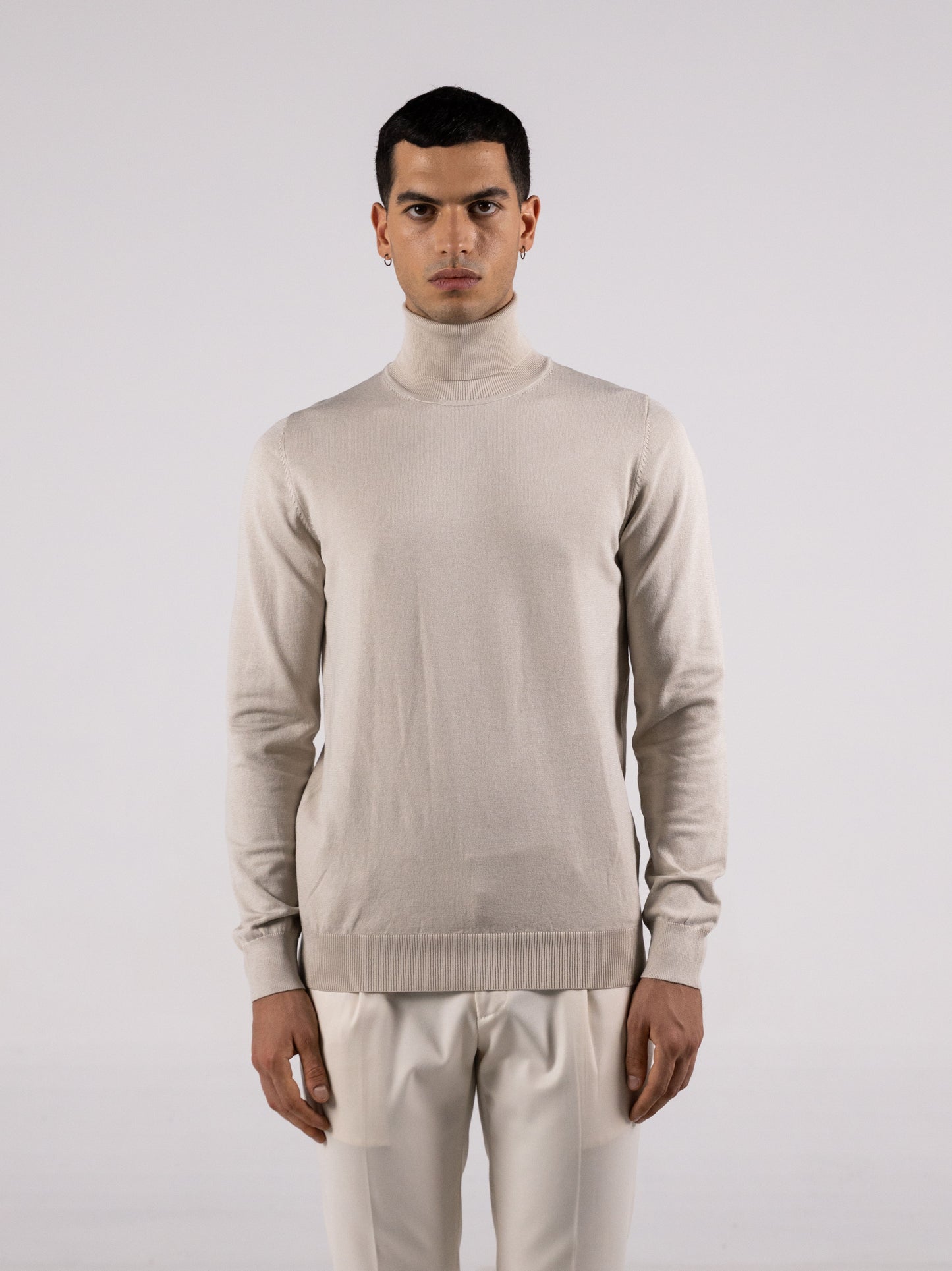 BASIC TURTLENECK