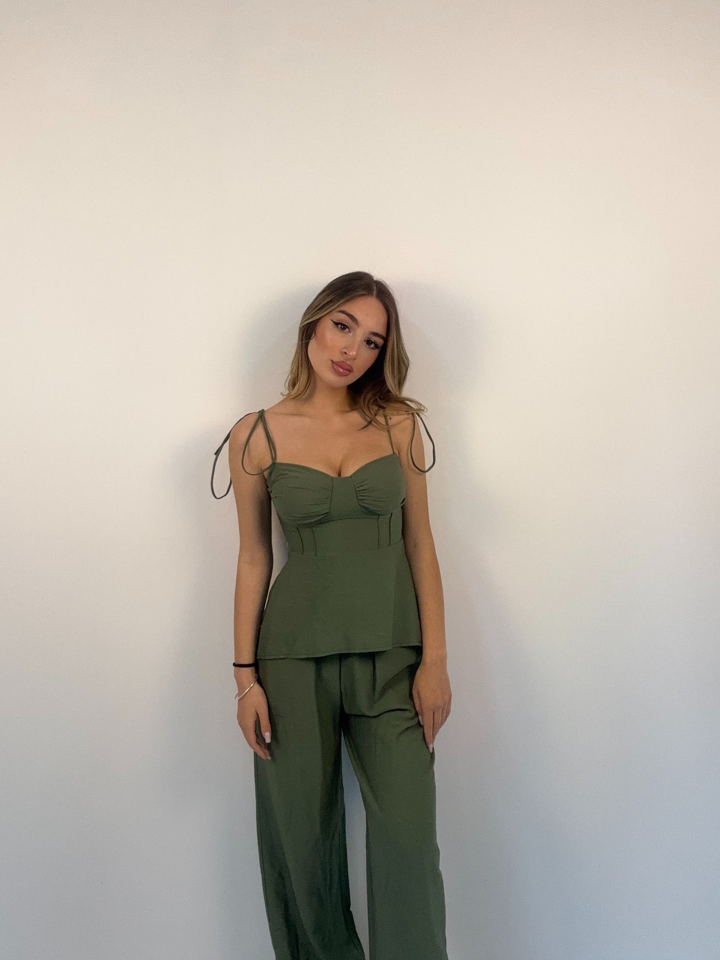 Set Ambra