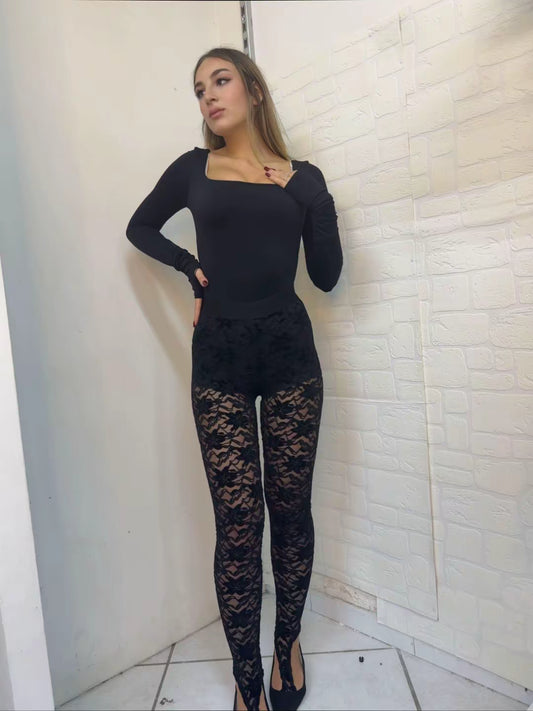 Leggins in pizzo con culotte