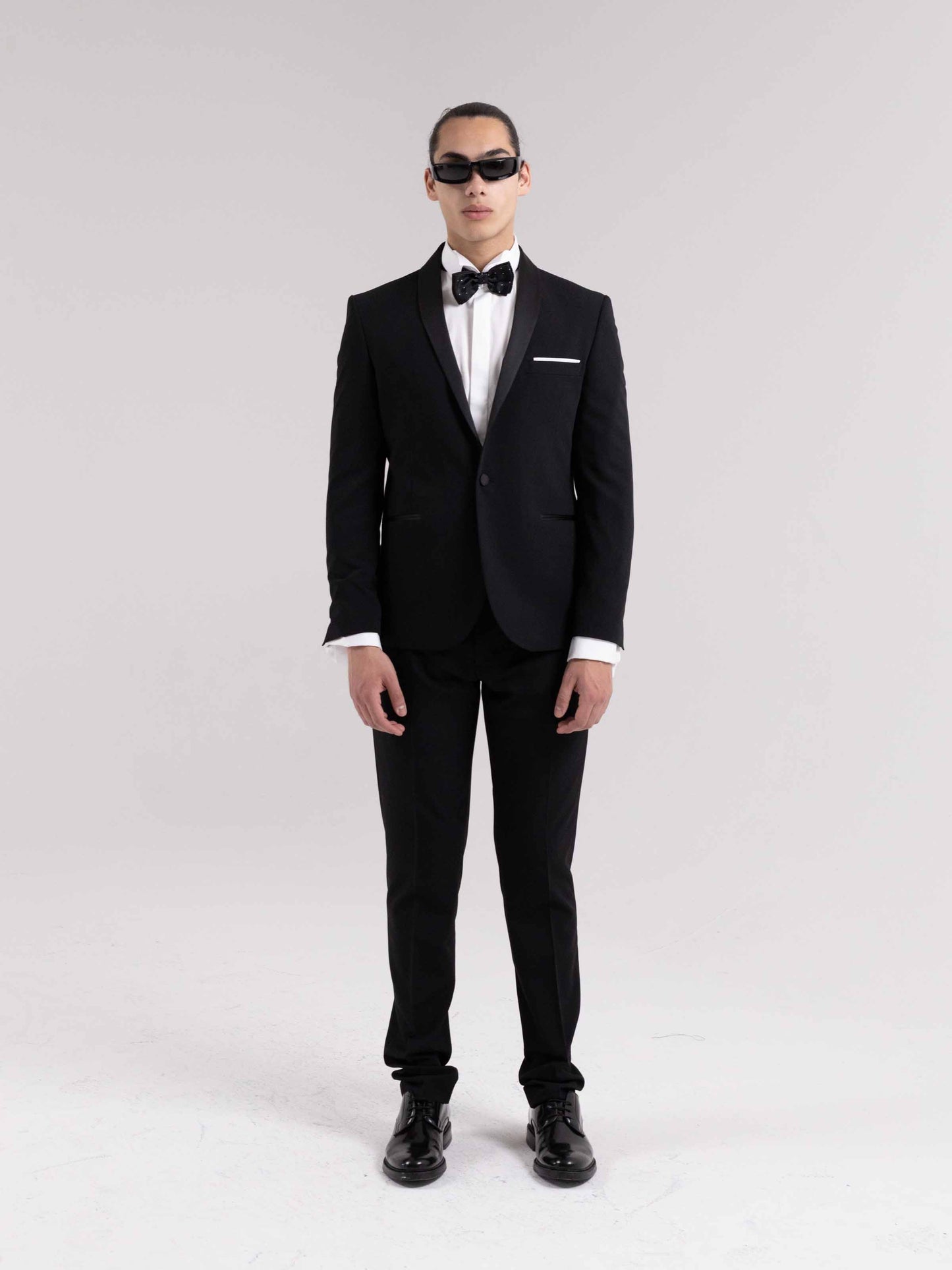 BLACK SINGAPORE TUXEDO